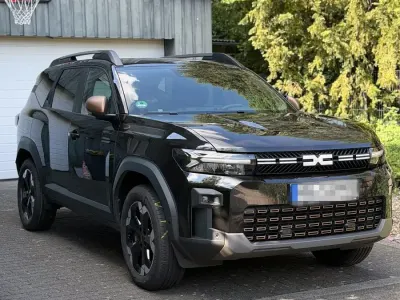 Używany Dacia Bigster Extreme 140 KM (102 kW) 2025 Czarny SUV