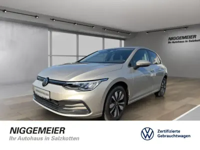 Gebraucht VW Golf VIII Move 150 PS (110 kW) 2023 Ivory silver metallic (metallic) Limousine