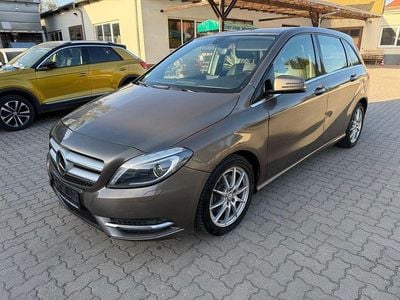 Usata Mercedes B220 184 CV (135 kW) 2013 Grigio Monovolume