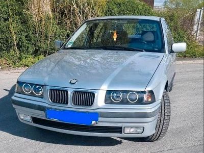 gebraucht BMW 320 e36 i