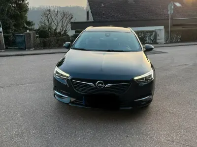 Gebraucht Opel Insignia Dynamic 164 PS (120 kW) 2018 Schwarz Kombi