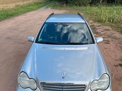 Gebraucht Mercedes C180 163 PS (119 kW) 2004 Silber Limousine