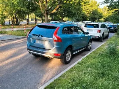 Gebraucht Volvo XC60 203 PS (149 kW) 2011 Blau SUV