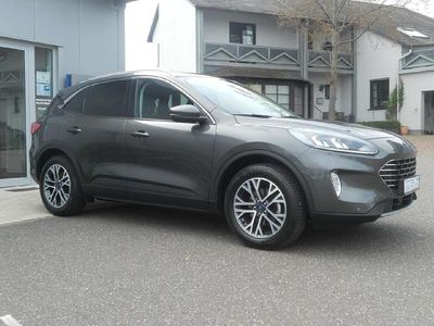 Gebraucht Ford Kuga Titanium 150 PS (110 kW) 2021 Schwarz SUV