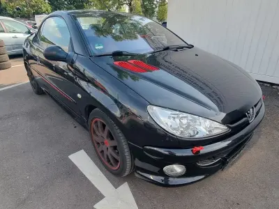 Gebraucht Peugeot 206 CC Sport 109 PS (80 kW) 2005 Schwarz Cabrio