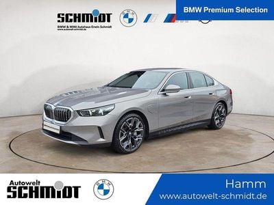 Gebraucht BMW 550e Performance 489 PS (359 kW) 2024 Grau Limousine