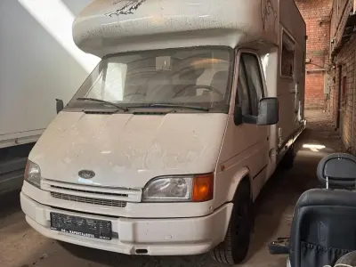 Używany Ford Transit 101 KM (74 kW) 1994 Biały Minivan