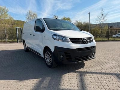 Second-hand Opel Vivaro 150 CP (110 kW) 2020 Alb Monovolum