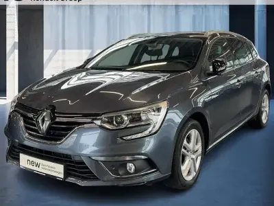 Usata Renault Mégane GrandTour LIMITED 140 CV (102 kW) 2020 Grigio Station wagon