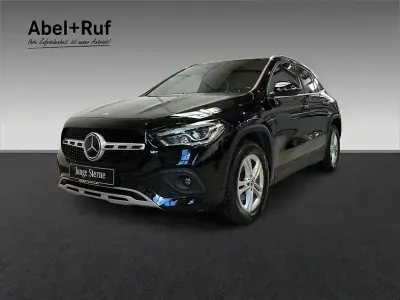 Gebraucht Mercedes GLA200 Style 150 PS (110 kW) 2023 Lack kosmosschwarz SUV