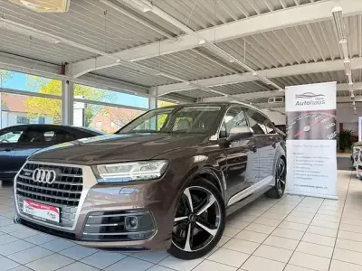 Gebraucht Audi SQ7 Sport 435 PS (319 kW) 2018 Braun SUV