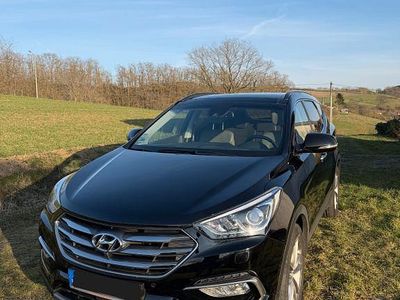 Gebraucht Hyundai Santa Fe Premium 200 PS (147 kW) 2017 Schwarz SUV