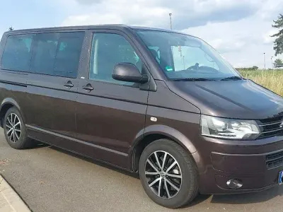 Gebraucht VW Multivan 179 PS (131 kW) 2012 Braun Van / Kleinbus