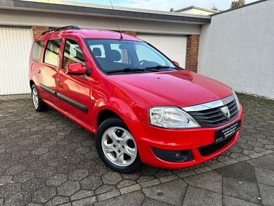 Rot Gebraucht 2009 Dacia Logan MCV Lauréate Kombi | 2.150 € (Fairer Preis)