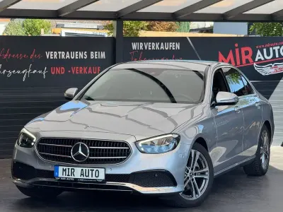 Gebraucht Mercedes 220 200 PS (147 kW) 2023 Silber Limousine