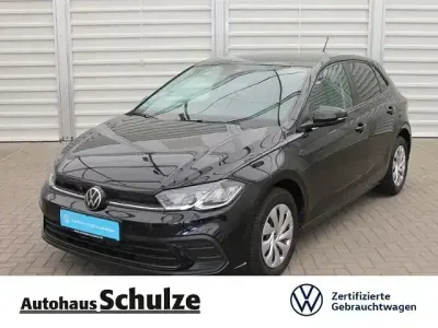 Gebraucht VW Polo Life 95 PS (69 kW) 2022 Schwarz Kleinwagen