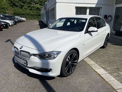 gebraucht BMW 328 i Modern Line