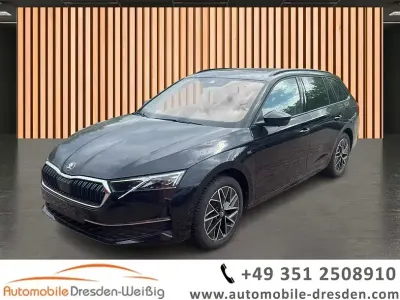 Używany Skoda Octavia Tour 150 KM (110 kW) 2025 Czarny Kombi