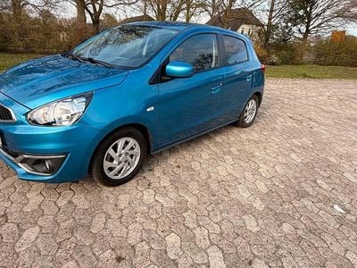Gebraucht Mitsubishi Space Star 80 PS (58 kW) 2016 Blau Kleinwagen