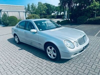 Mercedes E240