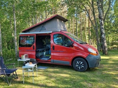 Usata Renault Trafic 101 CV (74 kW) 2007 Rosso Monovolume