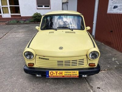 Gelb Gebraucht 1991 Trabant 601 Kombi | 3.800 €