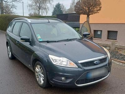 Gebraucht Ford Focus Titanium 125 PS (91 kW) 2009 Grau Kombi