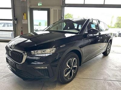 Neu Skoda Scala 95 PS (69 kW) 2025 Schwarz Kleinwagen
