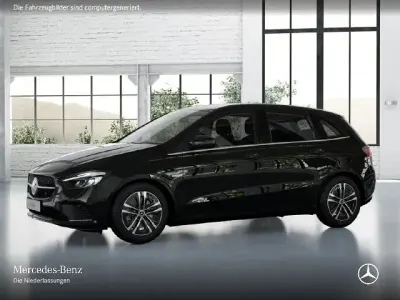 Gebraucht Mercedes B250e 218 PS (160 kW) 2023 Van / Kleinbus