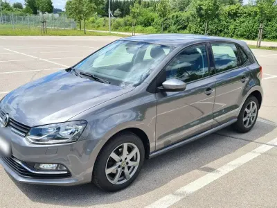 Gebraucht VW Polo Comfortline 75 PS (55 kW) 2015 Grau Kleinwagen