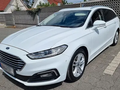 Gebraucht Ford Mondeo Titanium 190 PS (139 kW) 2019 Weiß Limousine