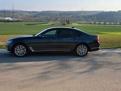 BMW 750