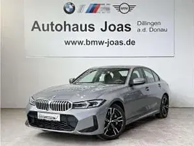 Gebraucht BMW 330 286 PS (210 kW) 2025 Grau (skyscraper grau) Limousine