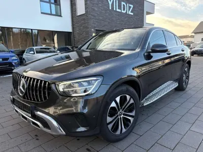 Gebraucht Mercedes GLC220 194 PS (142 kW) 2021 Grau Coupé