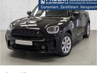 Second-hand Mini Cooper Countryman Classic 220 CP (161 kW) 2022 Negru SUV