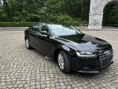 Gebraucht Audi A4 150 PS (110 kW) 2015 Schwarz Limousine