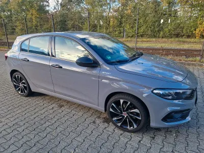 Gebraucht Fiat Tipo Sport 101 PS (74 kW) 2021 Grau Limousine