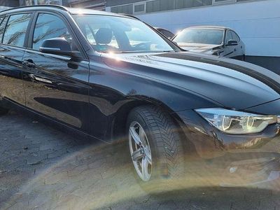 Gebraucht BMW 318 Advantage 136 PS (100 kW) 2018 Schwarz Kombi
