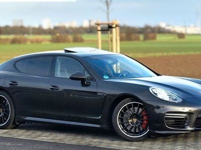 Porsche Panamera GTS