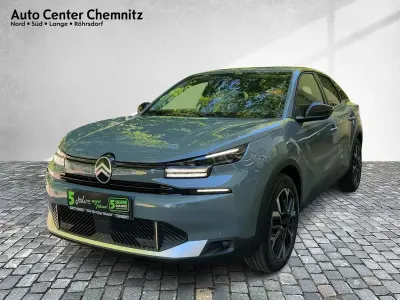 Neu Citroën C4 136 PS (100 kW) 2025 Lackierung manhattan green/typ Limousine