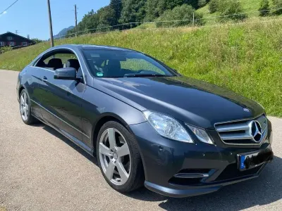 Gebraucht Mercedes E250 204 PS (150 kW) 2013 Blau Coupé