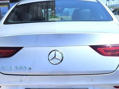 Mercedes CLA250e