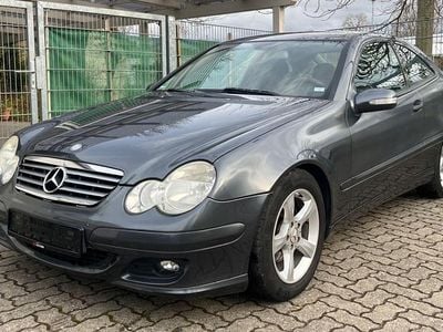Gebraucht Mercedes C200 122 PS (89 kW) 2006 Grau Coupé