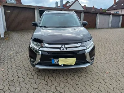 Occasion Mitsubishi Outlander Plus 150 PK (110 kW) 2016 Zwart SUV