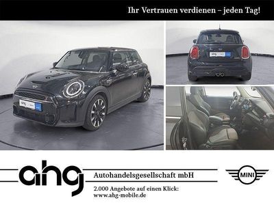 Gebraucht Mini Cooper S Classic 178 PS (130 kW) 2024 Midnight black metallic Kleinwagen