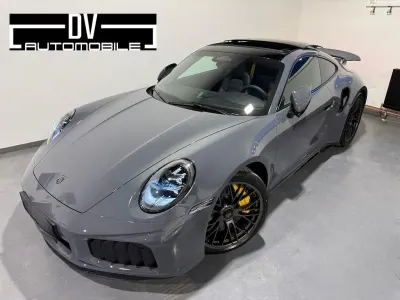 Neu Porsche 911 Turbo S 711 PS (522 kW) 2026 Grau Coupé