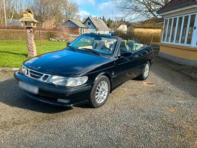 Second-hand Saab 9-3 Cabriolet 154 CP (113 kW) 2000 Negru Cabrio