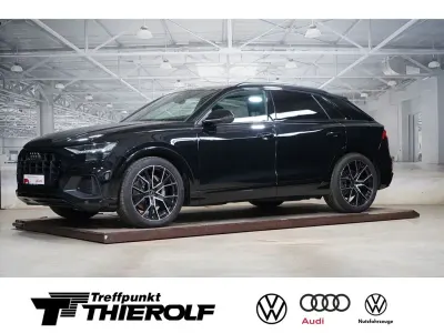 Gebraucht Audi Q8 S-Line 286 PS (210 kW) 2023 Mythosschwarz metallic SUV