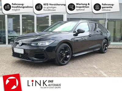 Gebraucht VW Passat R-line 150 PS (110 kW) 2026 Grenadillschwarz metallic Kombi
