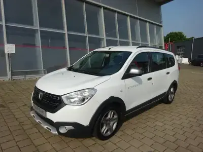 Używany Dacia Lodgy Stepway 102 KM (75 kW) 2018 Biały Minivan